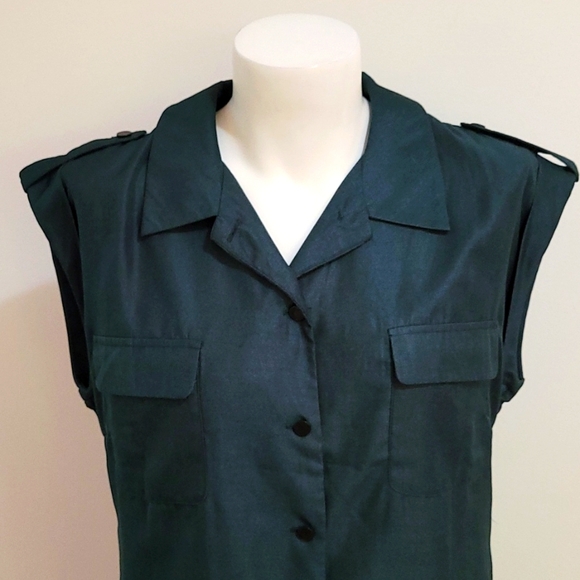GG5 size medium pine green button front dress - Picture 3 of 8